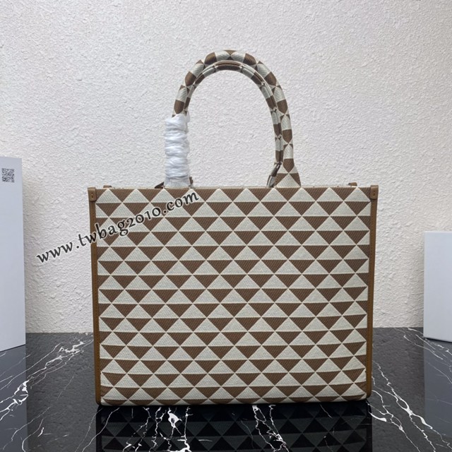 Prada專櫃新款刺繡織物包購物袋 1BA356 普拉達大號無長肩帶手提刺繡托特包 csp1148
